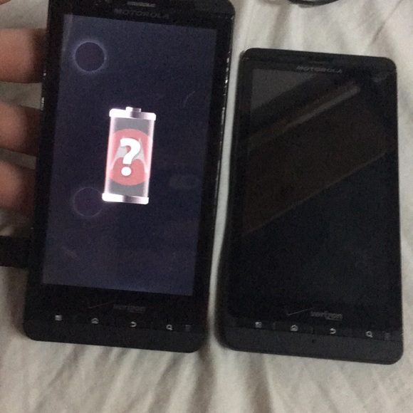 Motorola phone - Picture 4 of 4